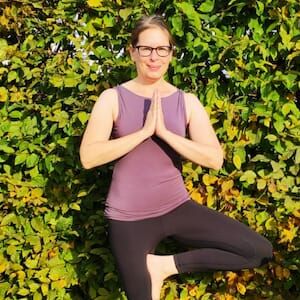 Yoga in Braunschweig, Yoga Kurse in Braunschweig, Yogaausbildung, Yogalehrausbildung, Ausbildung, Yoga Workshops, solis Yoga, Yogaschule SOLIS